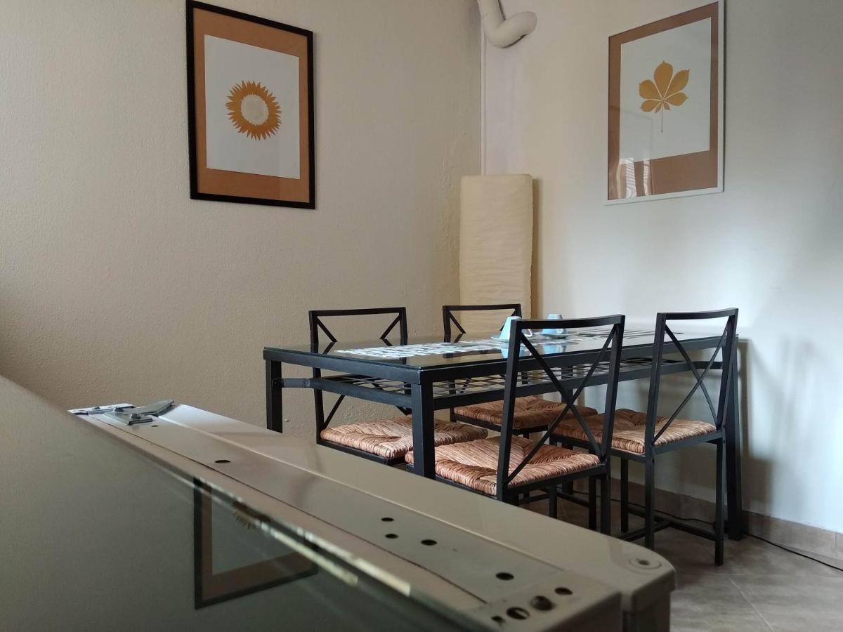 Prime Location Bright Studio City Center Super 5G Wifi 200Mbps With32"Tv Салоніки Екстер'єр фото